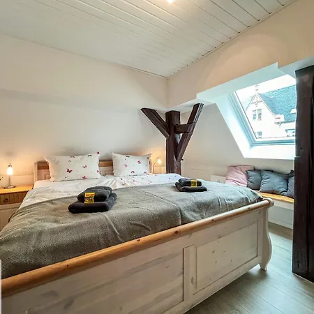 Cozy Rooftop Churchplace 아파트